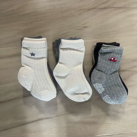 Assorted Ribbed Baby Socks Set - Picture 3 of 4